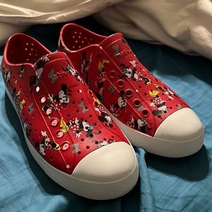 NWOT wore once Disney x Native Minnie Mouse Women’s Shoes